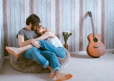 【くっつきたい女性心理】男性必見の恋愛テクニック13選