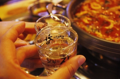 【彼女の飲み会が多くてイライラする!】強烈なモヤモヤ解決策13選