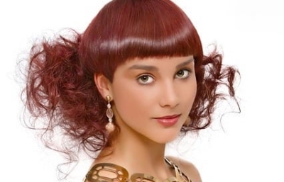 【髪型を褒める女性心理とは？】社交辞令の違いや返答のコツ12選